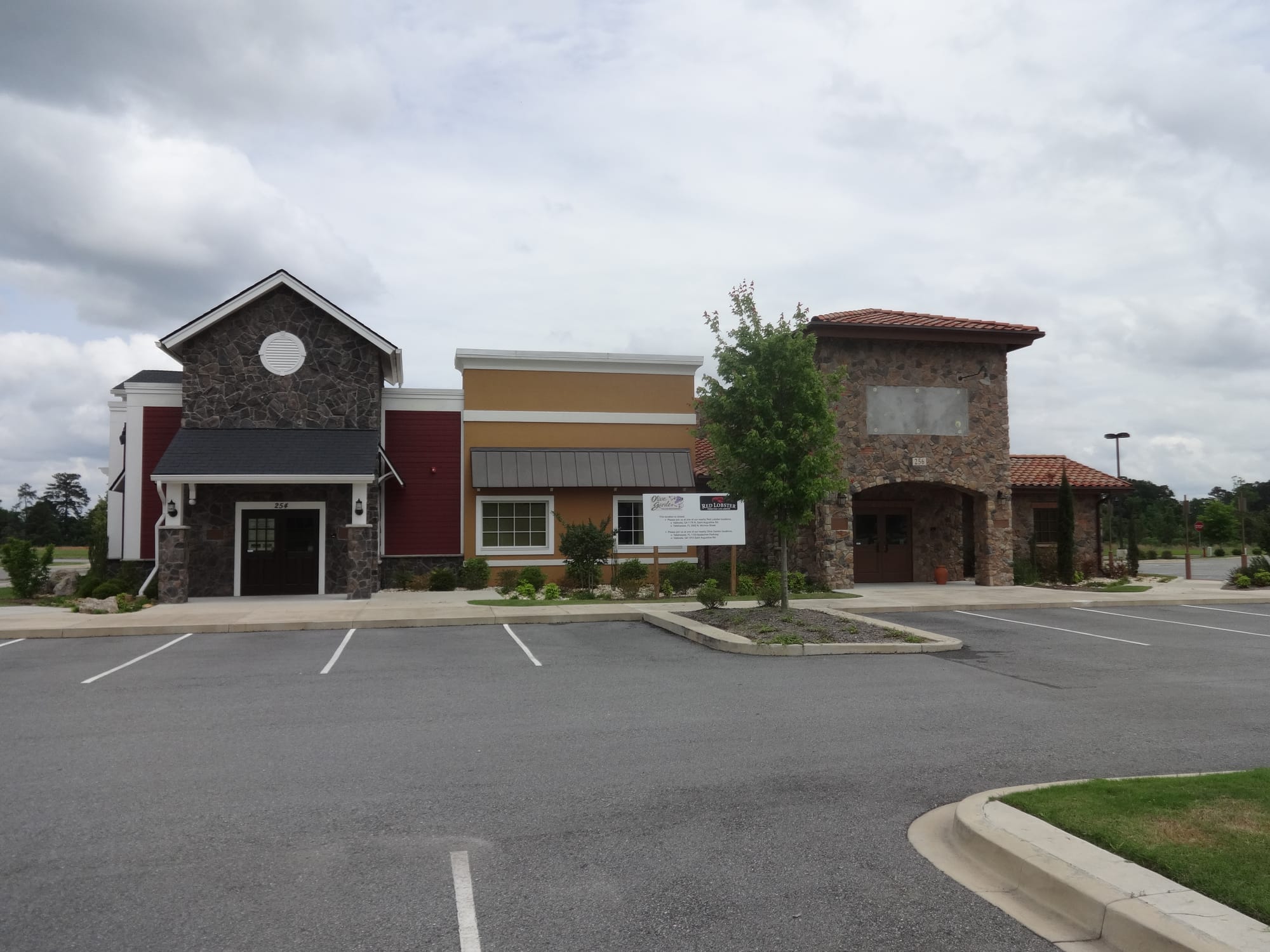 A closed Red Lobster restaurant location. Photo: Michael Rivera, Wikimedia Commons, CC BY-SA 4.0.