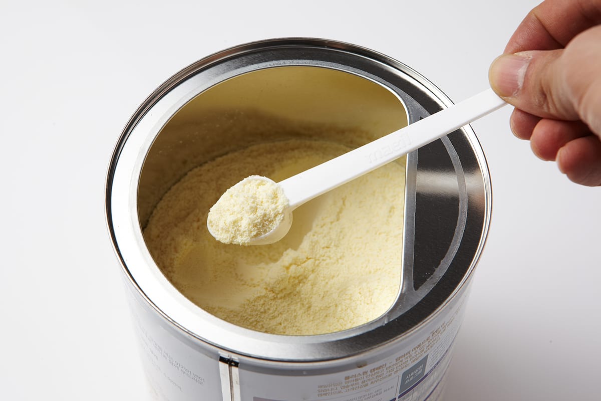 China's Biggest Baby Formula Maker Was Cutting Milk With Plastic