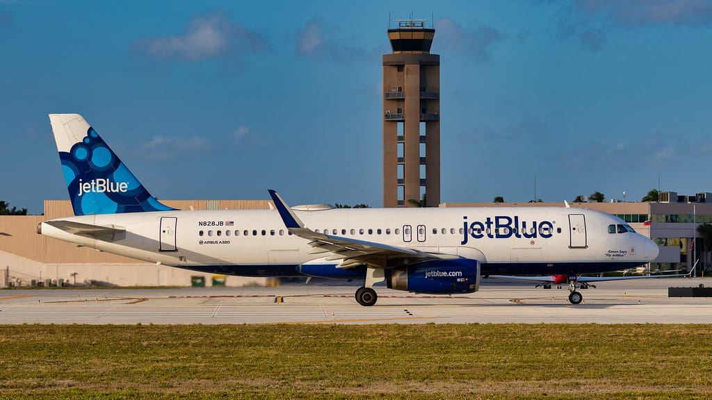A JetBlue Airbus A320 on the tarmac